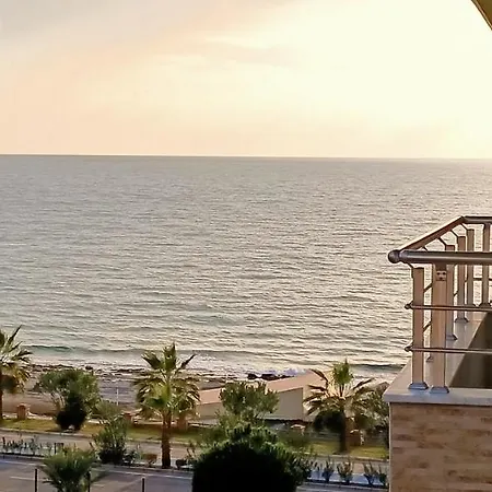Duplex On The Beach Lägenhet Alanya